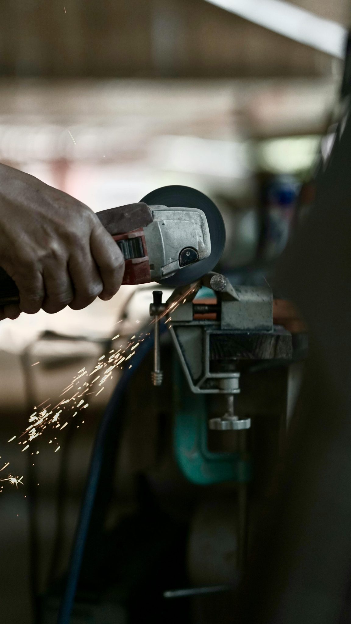 At Flex Health, our HAVS Testing services help employers monitor vibration exposure, identify potential health risks before they progress to a formal diagnosis, and ensure employees remain within legal limits and exposure limit thresholds, while supporting employee well being through practical measures such as the use of low vibration tools.
